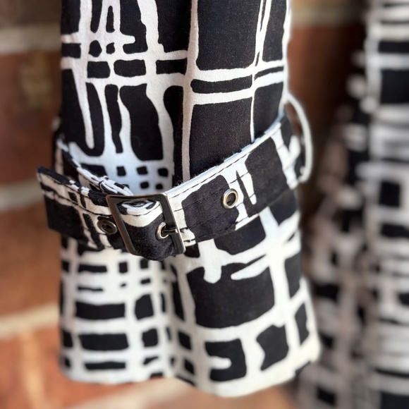 Appraisal Black & White Abstract Print Trench Coat – Size L - Picture 4 of 5